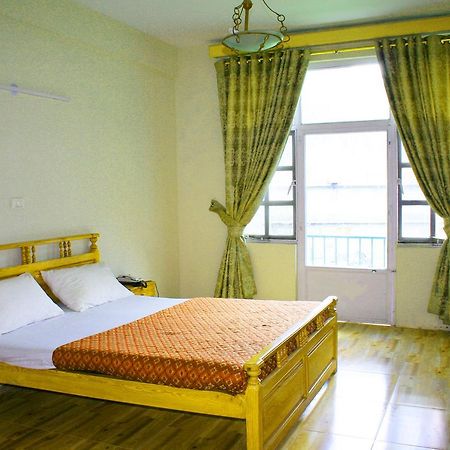 Pine Top Hotels ناران المظهر الخارجي الصورة